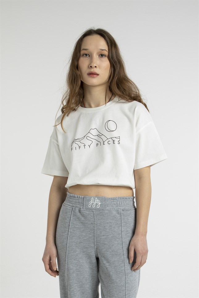 Kadın Ekru Büzgülü Oversize Crop T-Shirt